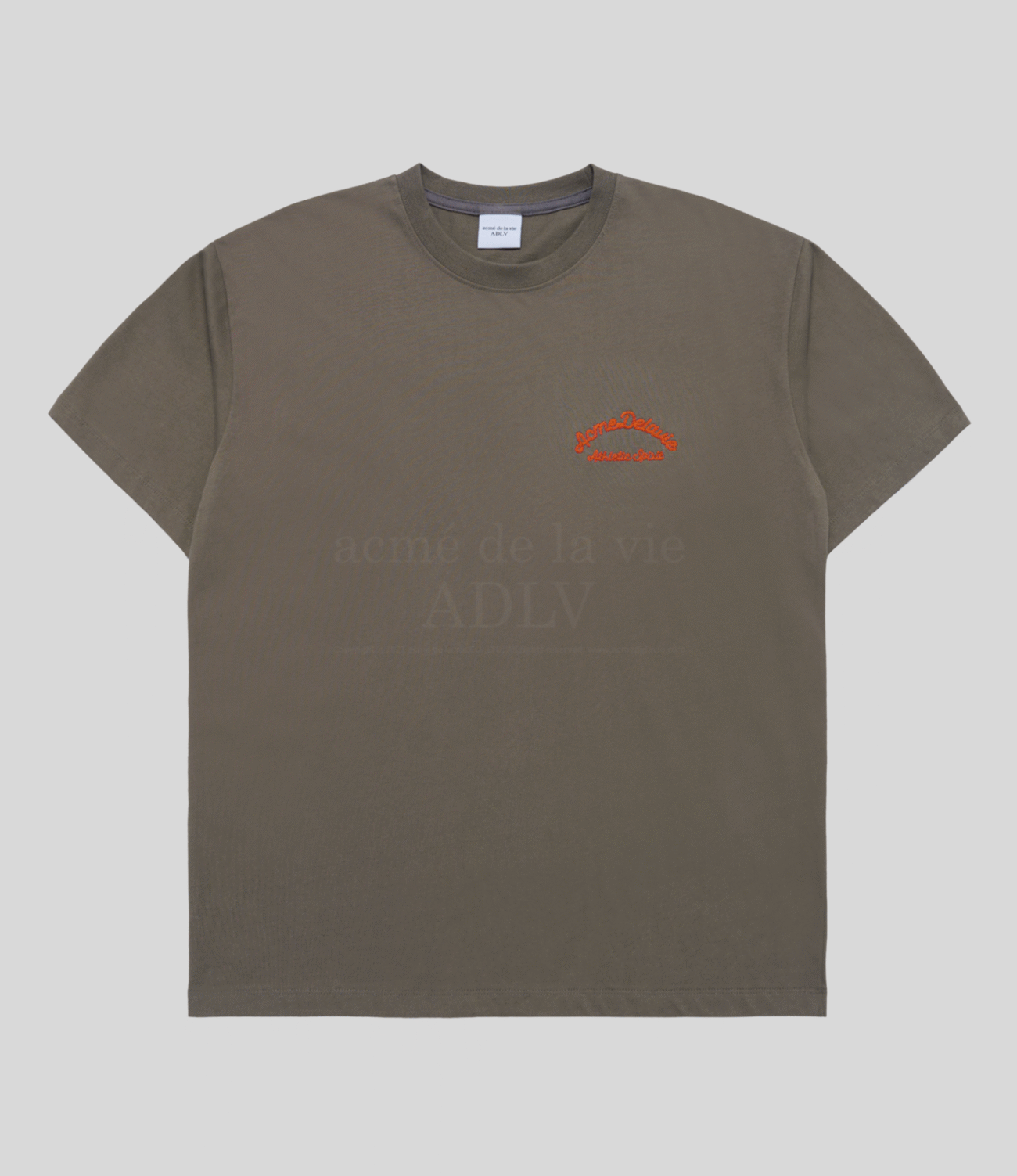 ADLV - Script Embossing Chain ​​Needlework Short Sleeve T-Shirt - Image 7