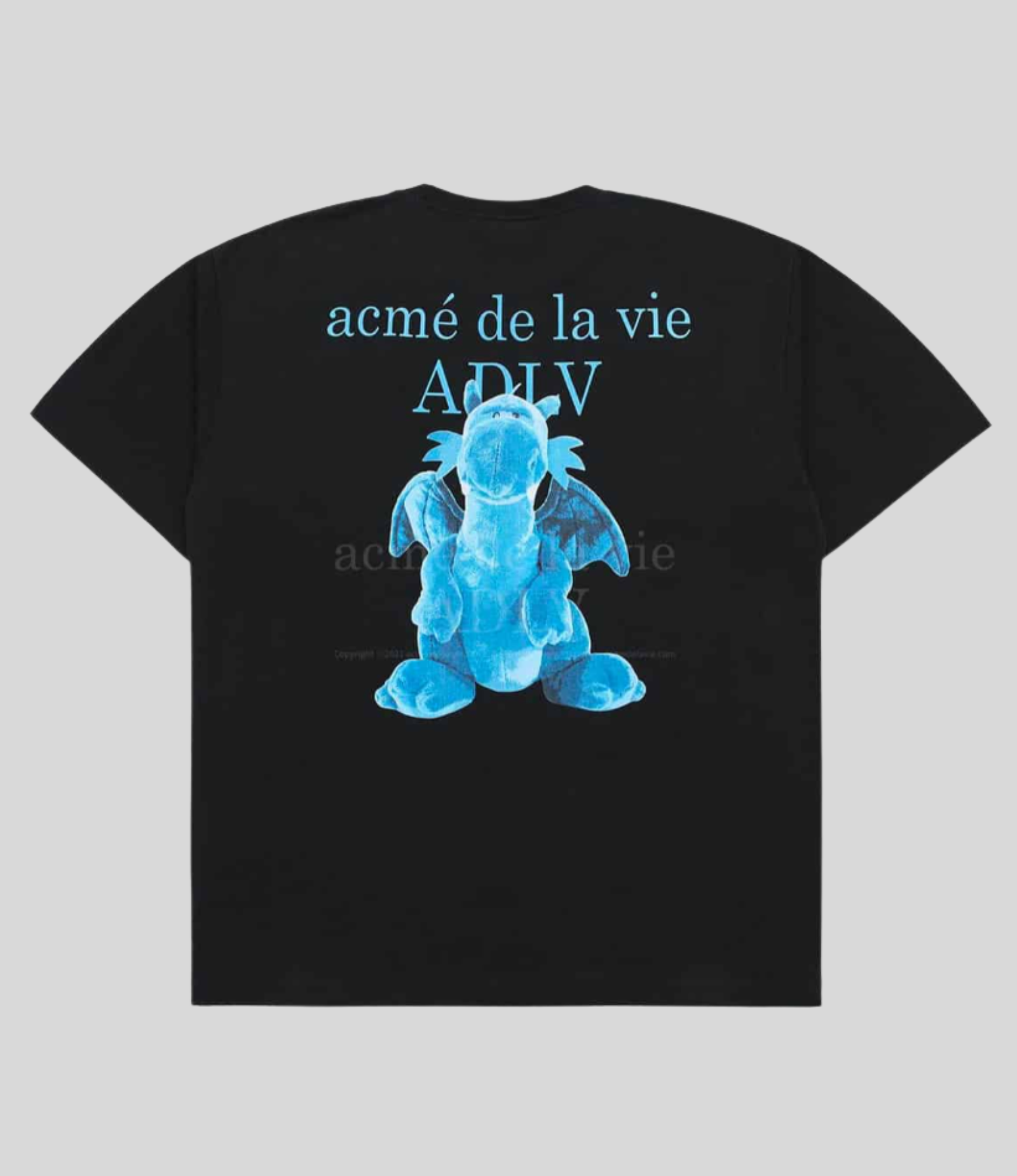 ADLV - Fuzzy Dragon Artwork Short Sleeve T-Shirt